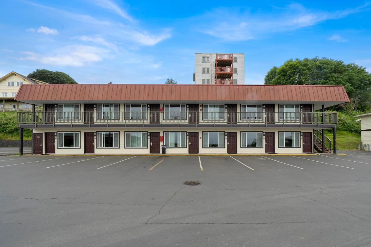 Astoria Rivershore Motel Exterior foto